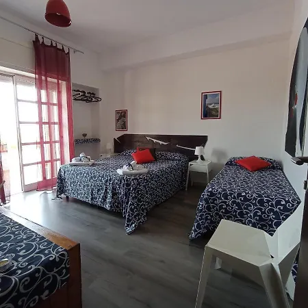 فندق مبيت وإفطار Idria
